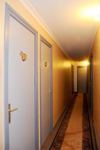 סן נזאר Hotel De Touraine מראה חיצוני תמונה